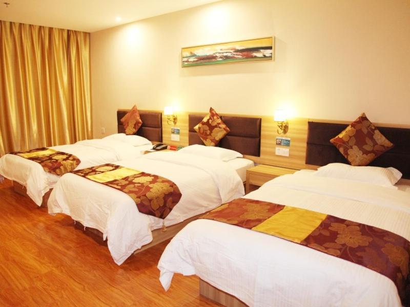 Greentree Alliance Yichang East Yichang Station Hotel Экстерьер фото