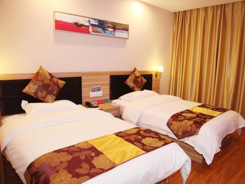 Greentree Alliance Yichang East Yichang Station Hotel Экстерьер фото