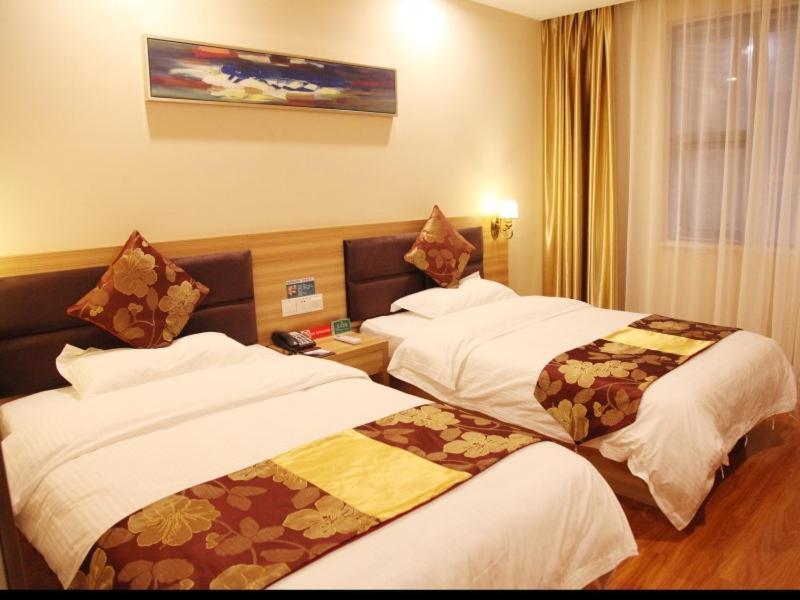 Greentree Alliance Yichang East Yichang Station Hotel Экстерьер фото