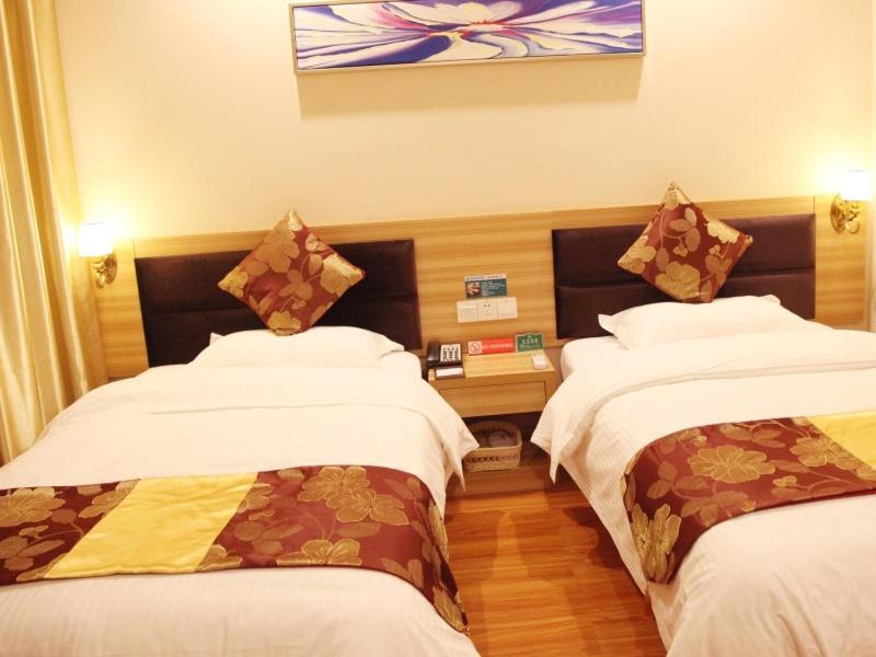Greentree Alliance Yichang East Yichang Station Hotel Экстерьер фото