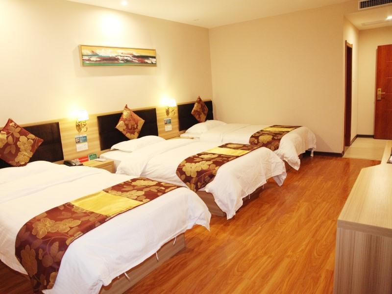 Greentree Alliance Yichang East Yichang Station Hotel Экстерьер фото