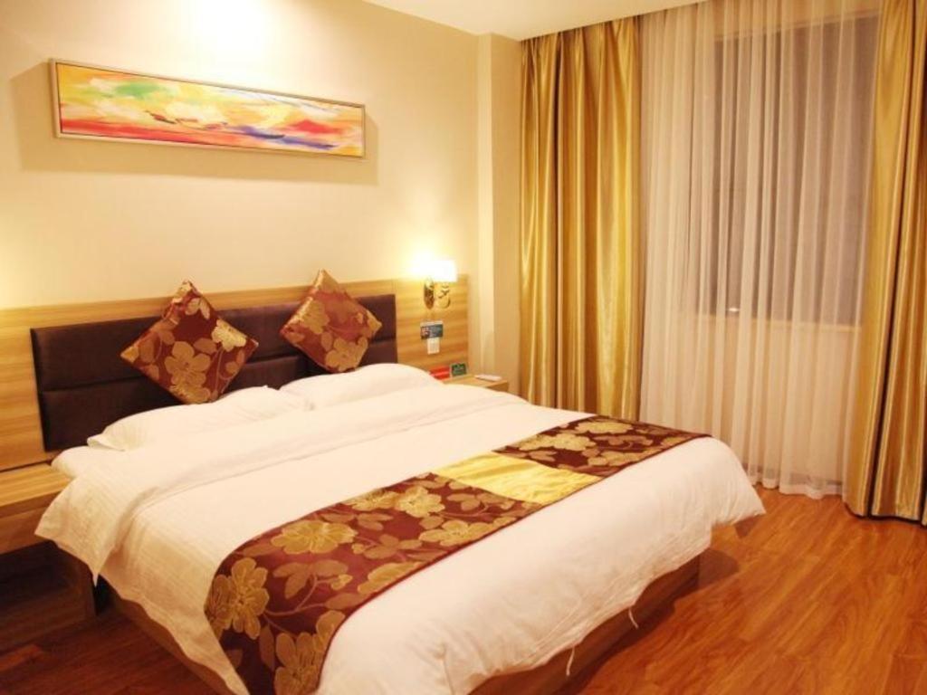 Greentree Alliance Yichang East Yichang Station Hotel Экстерьер фото