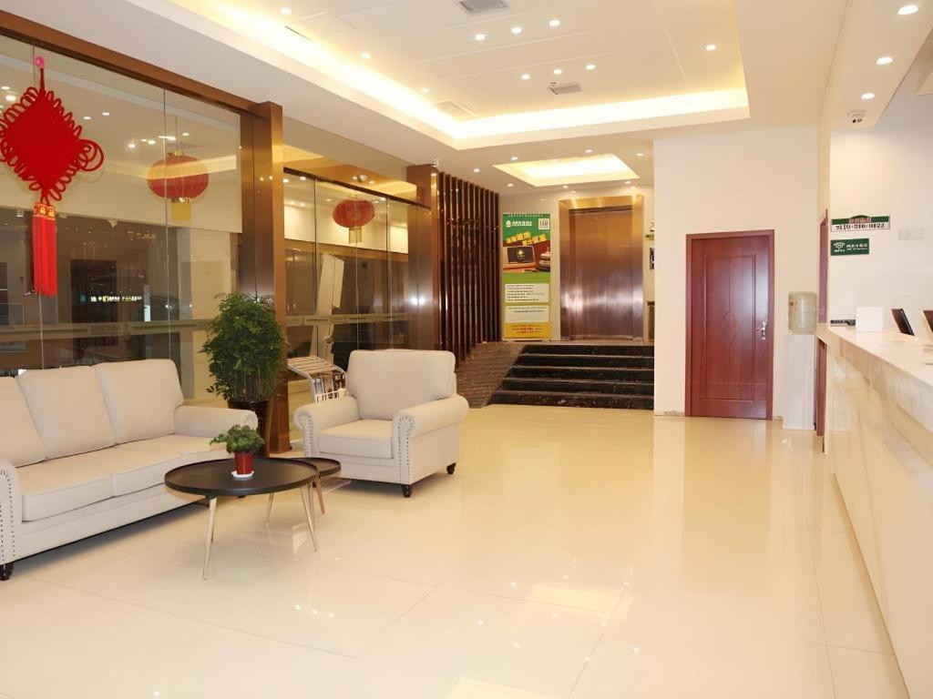 Greentree Alliance Yichang East Yichang Station Hotel Экстерьер фото