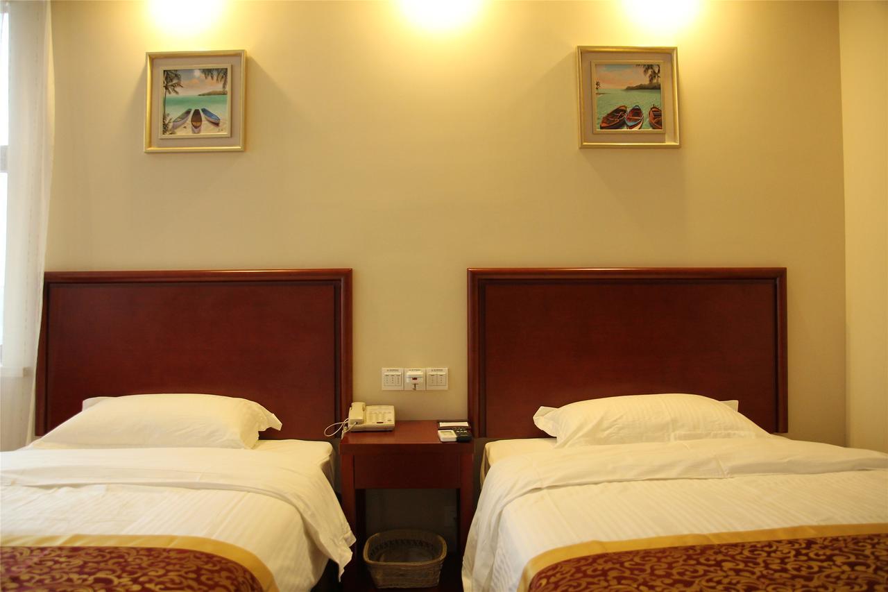 Greentree Alliance Yichang East Yichang Station Hotel Экстерьер фото