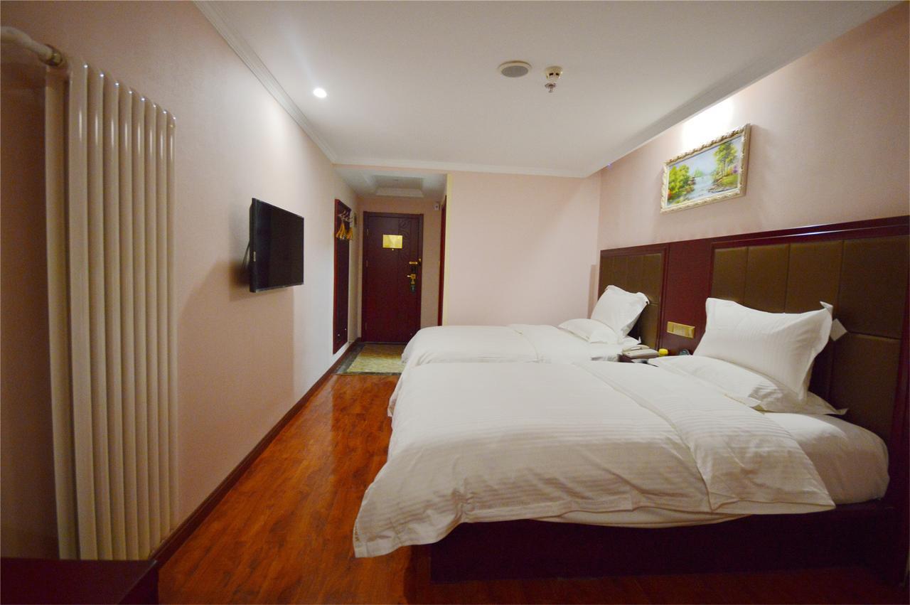 Greentree Alliance Yichang East Yichang Station Hotel Экстерьер фото