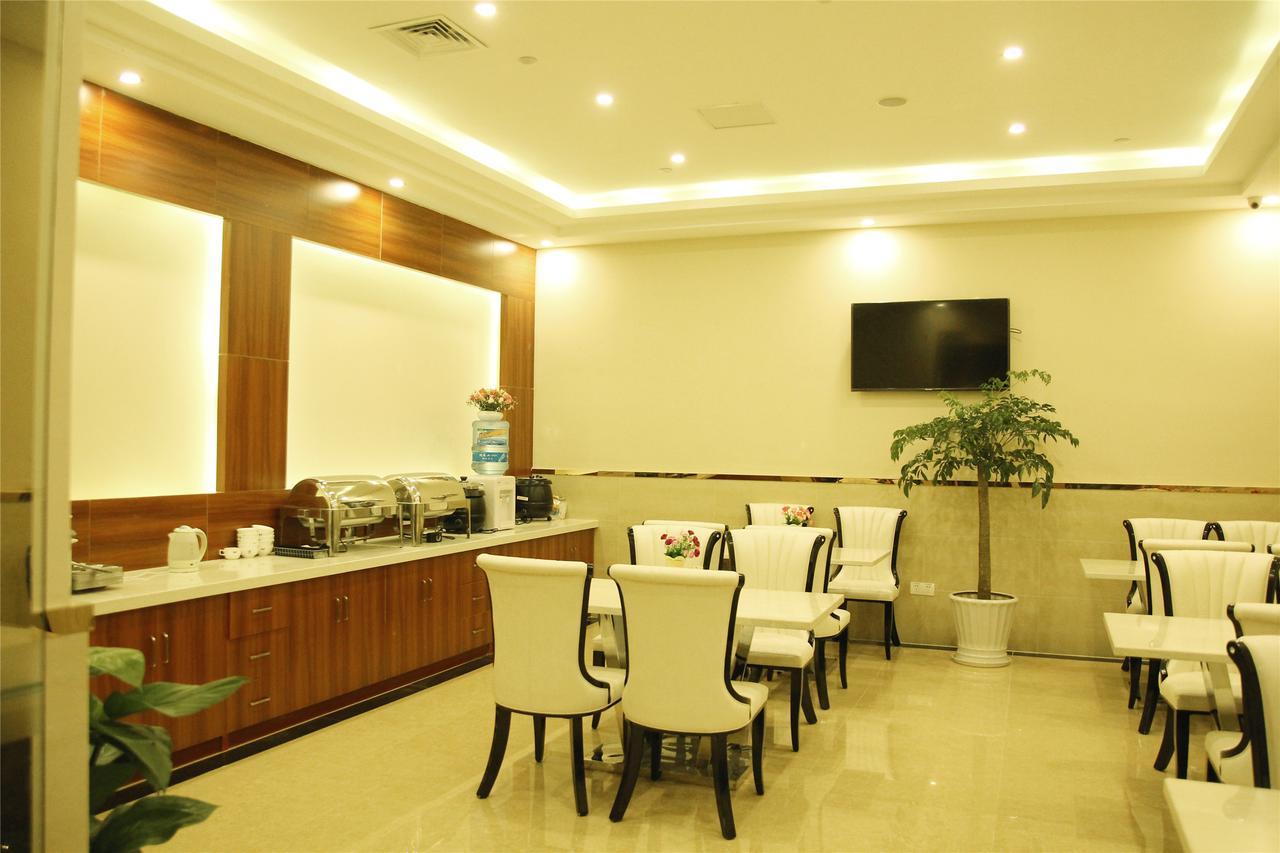 Greentree Alliance Yichang East Yichang Station Hotel Экстерьер фото